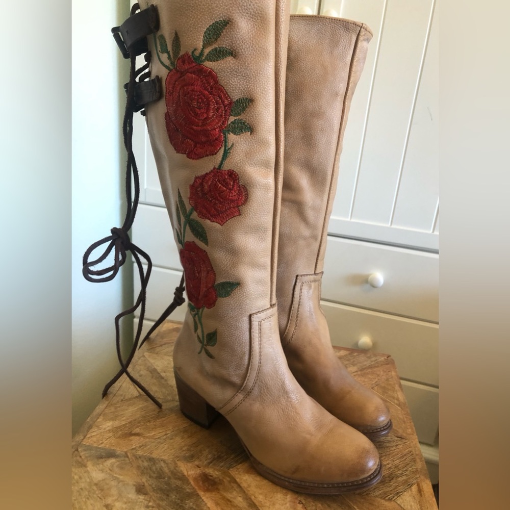 FREEBIRD Cyrus Women’s Boots Size 10